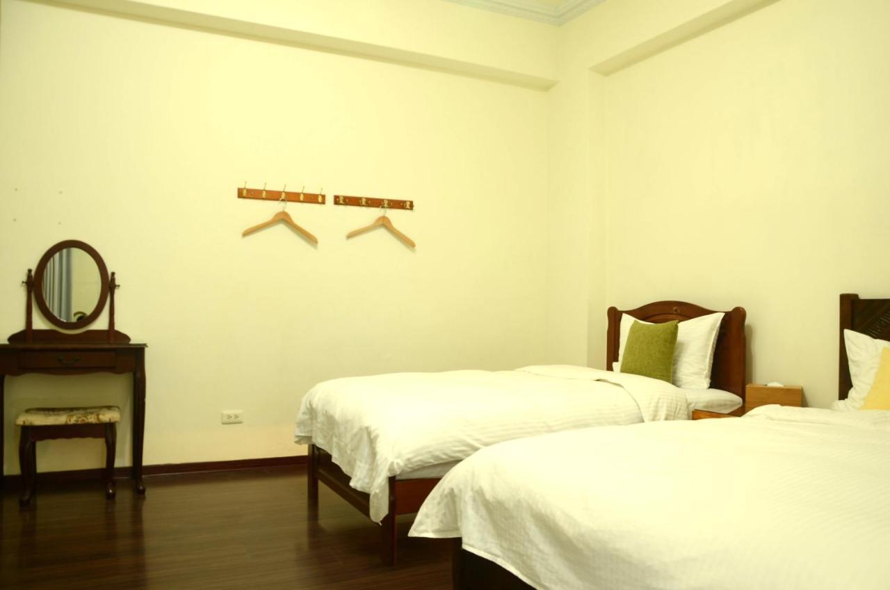 East Of Love Homestay Hualien Eksteriør billede