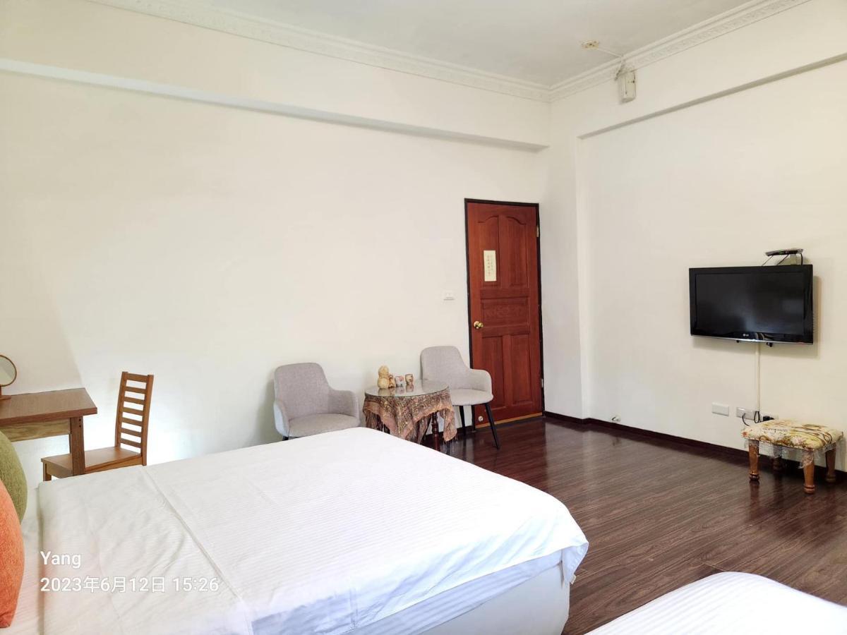East Of Love Homestay Hualien Eksteriør billede