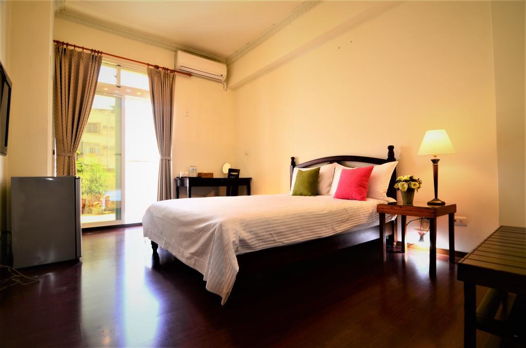 East Of Love Homestay Hualien Eksteriør billede