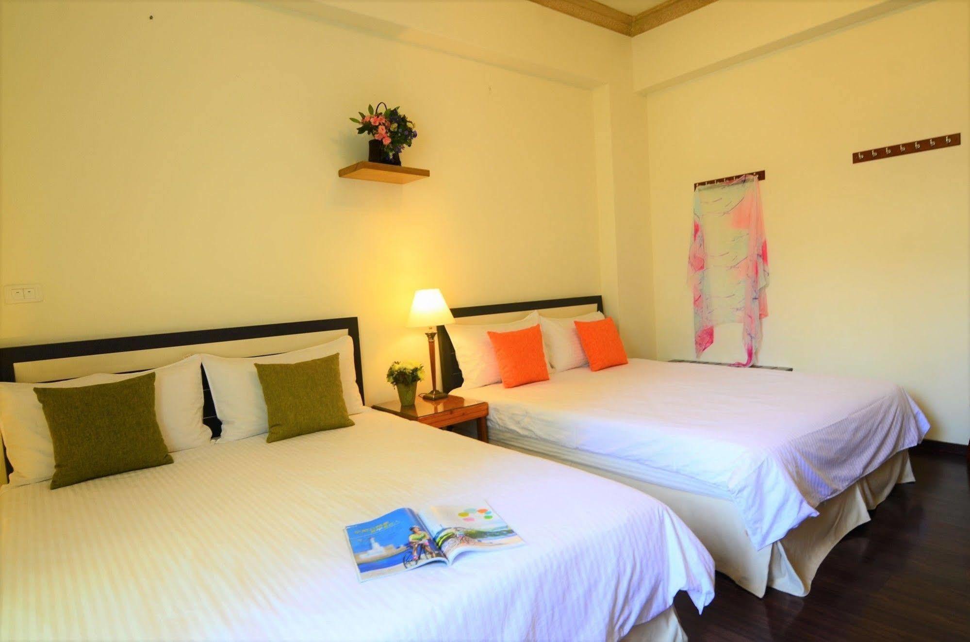 East Of Love Homestay Hualien Eksteriør billede